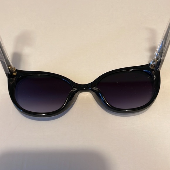 Kate Spade Samantha Sunglasses New In Package main image 9